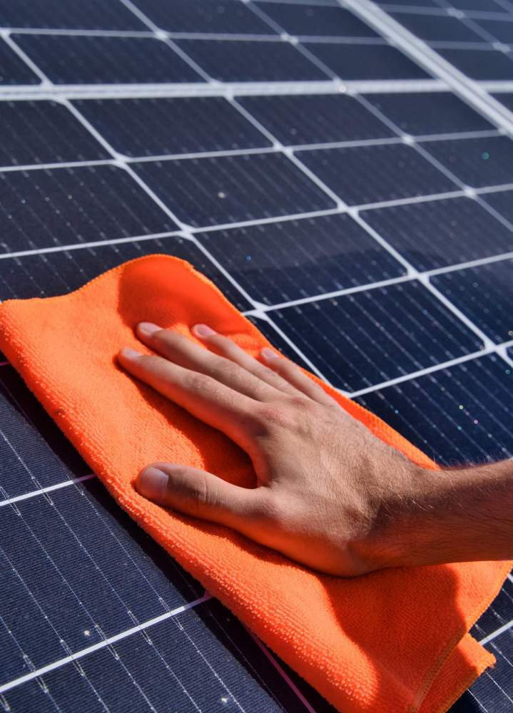 Entretien panneaux solaires Val-de-Marne,
